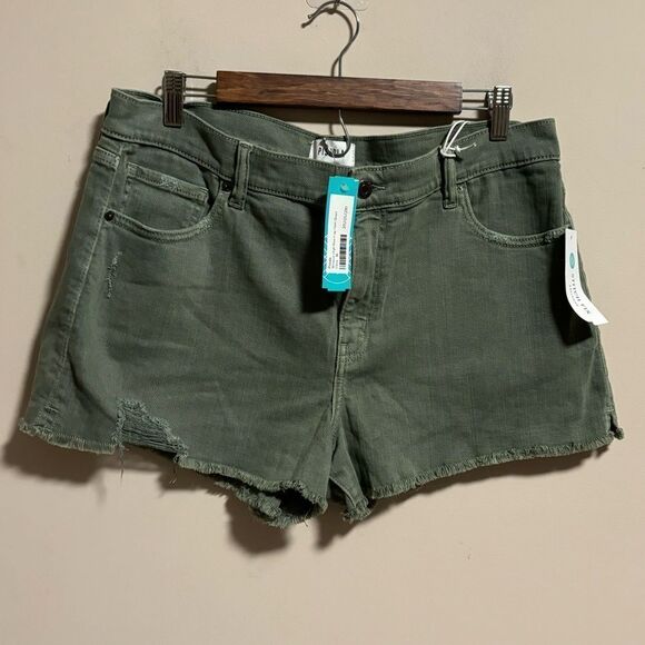 NWT Pistola Winston High Rise Fray Hem Short Olive, Stitchfix- Size 33 - Picture 1 of 8